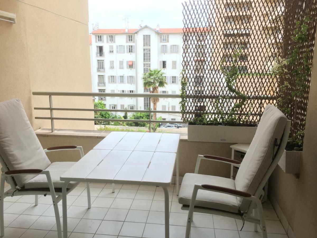 Quiet Flat Next To The Beach นีซ ภายนอก รูปภาพ